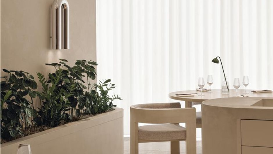 Vogue Hotel Montreal Downtown Restaurant