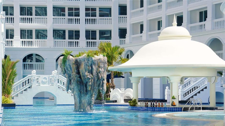 Moevenpick Myth Hotel Patong Phuket Restaurant