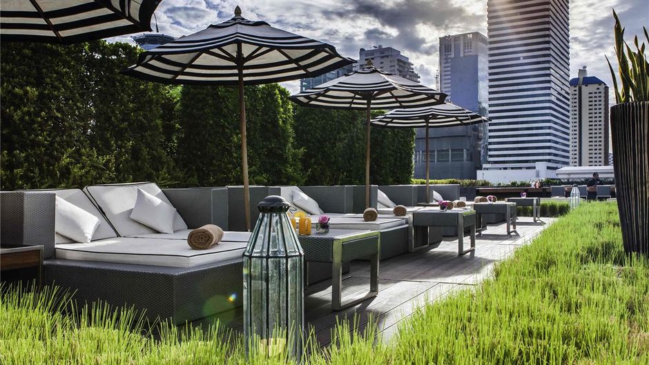 Moevenpick Hotel Sukhumvit 15 Bangkok Exterior