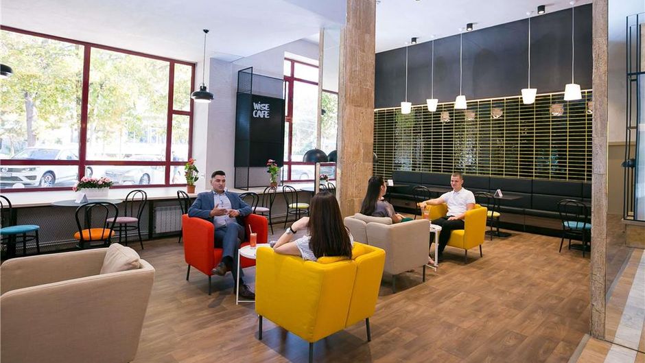 Ibis Styles Galati Centrum Exterior