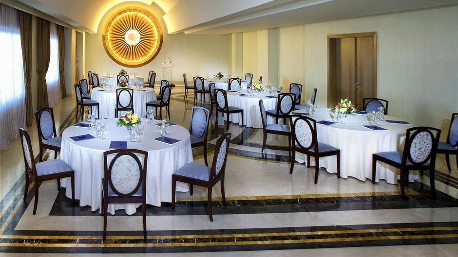 La Cigale Hotel, Managed by Accor Meeting