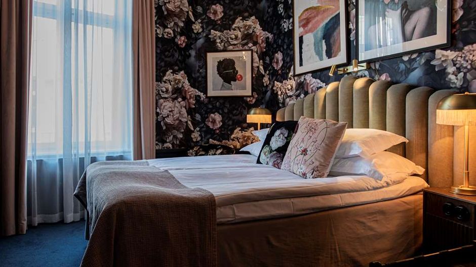 The Vault Hotel Room