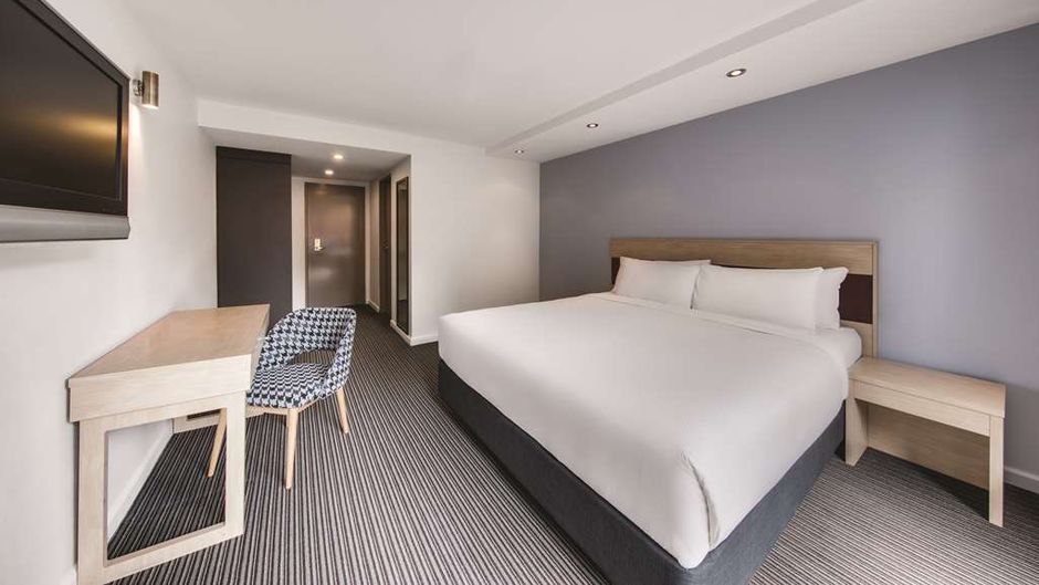 Central Studio Hotel Sydney Room