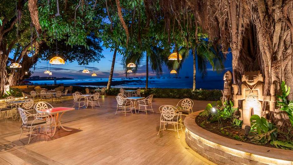 Tamarindo Diria Beach Resort Restaurant