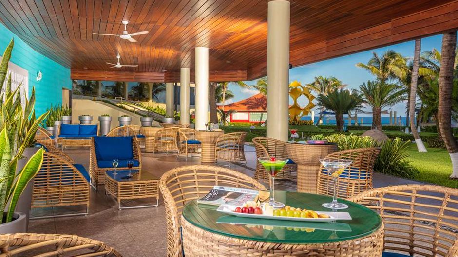 Crown Paradise Club Restaurant