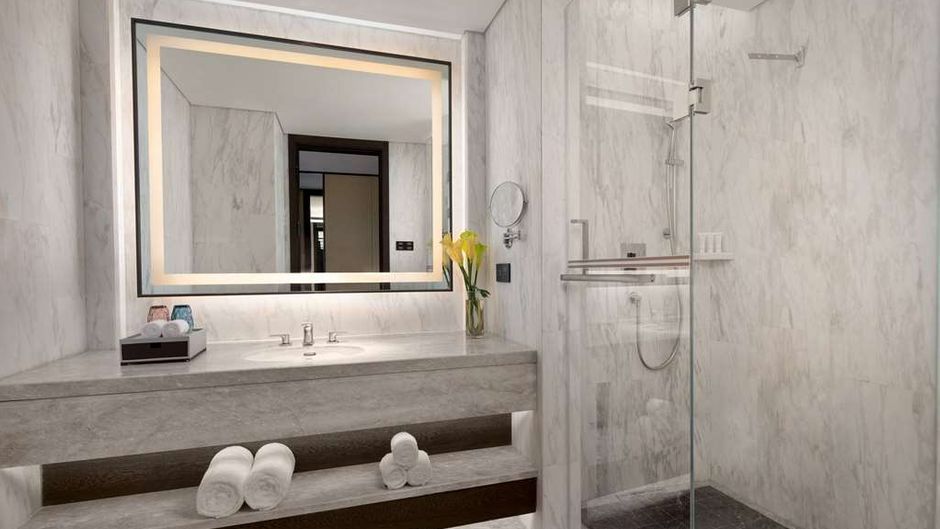 Ramada Yingshan Jiulongwan Resort Room