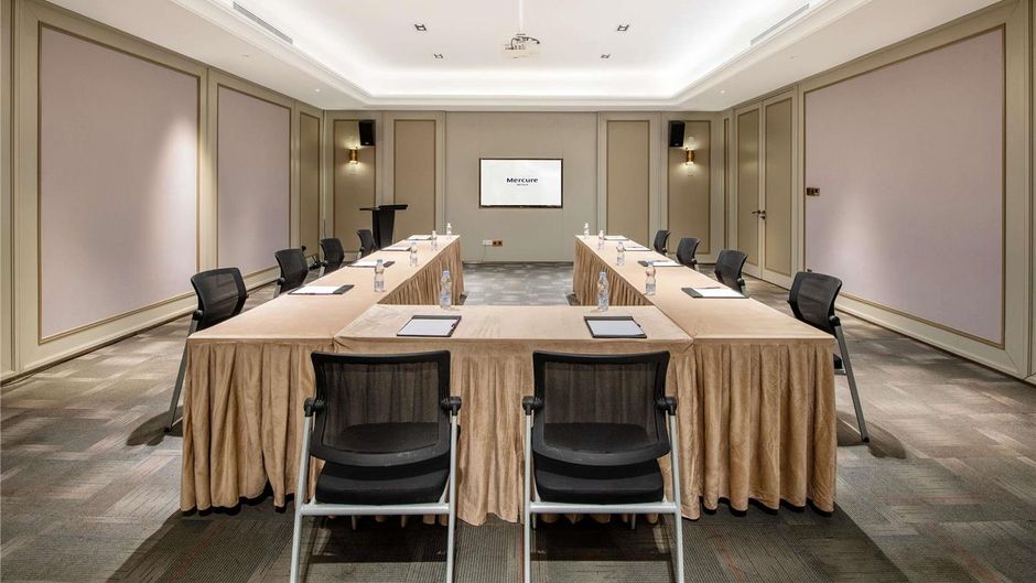 Mercure Jinan Pingyin Meeting