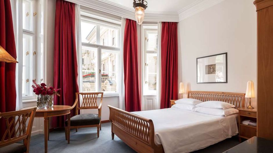 Parkhotel Laurin Room