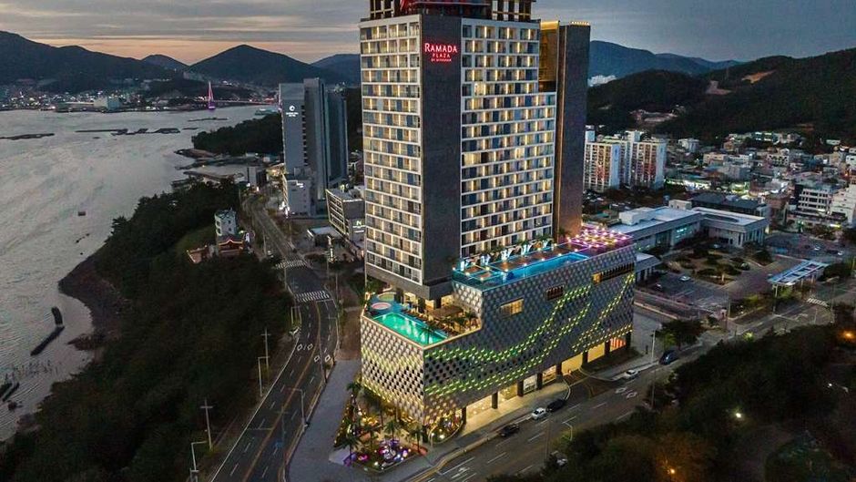 Ramada Plaza by Wyndham Dolsan Yeosu Exterior