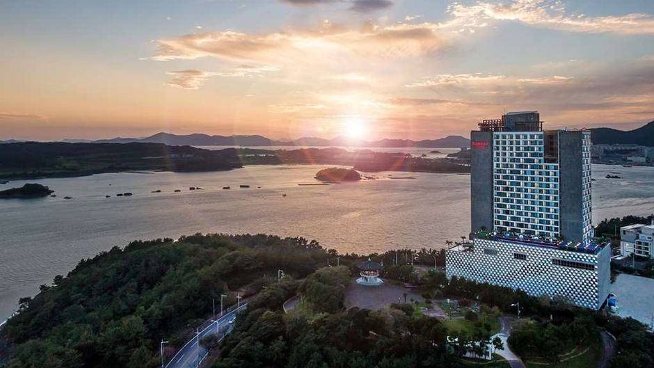 Ramada Plaza by Wyndham Dolsan Yeosu Exterior
