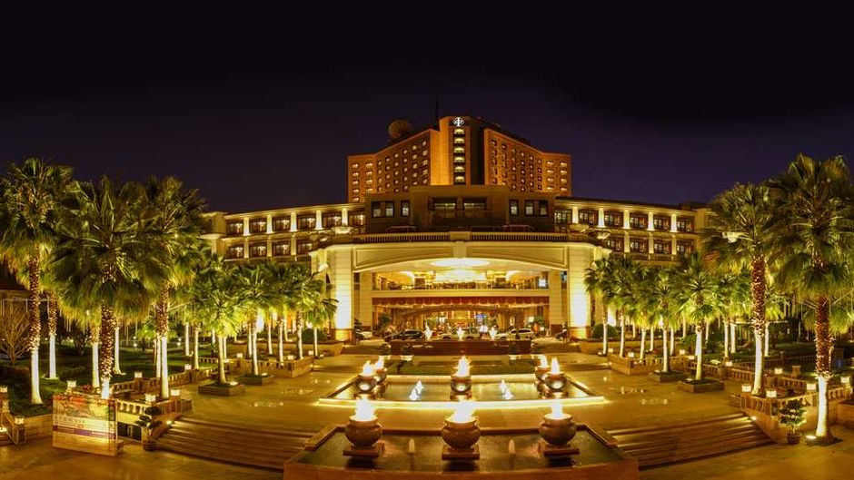 Green Lake Hotel Kunming Exterior
