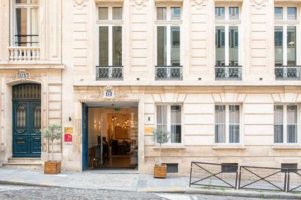 Suites & Hotel Helzear Etoile