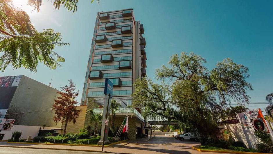 Hilton Garden Inn Leon Exterior