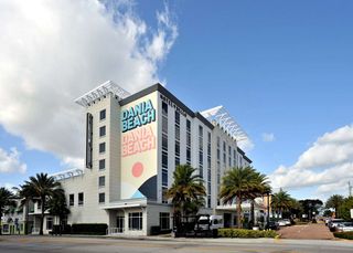 Hotel Dello Fort Lauderdale Apt-Tapestry
