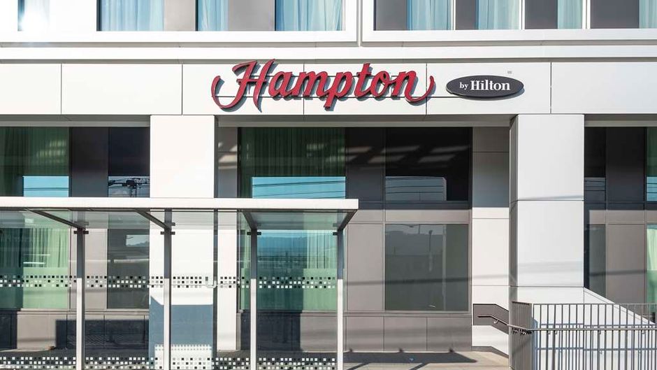 Hampton by Hilton Stuttgart City Centre Exterior