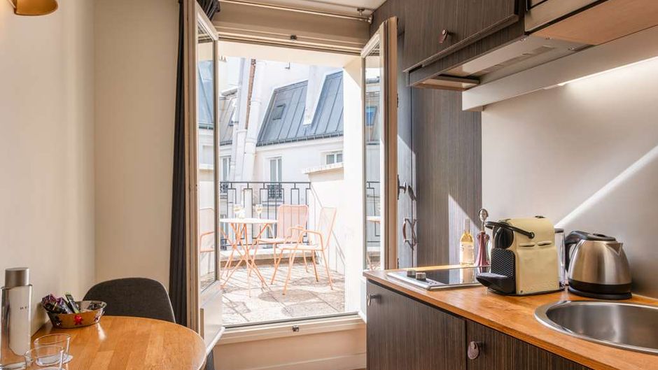 Suites & Hotel Helzear Champs Elysees Suite