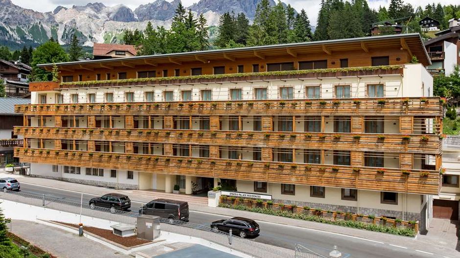 Radisson Residences Savoia Palace Exterior