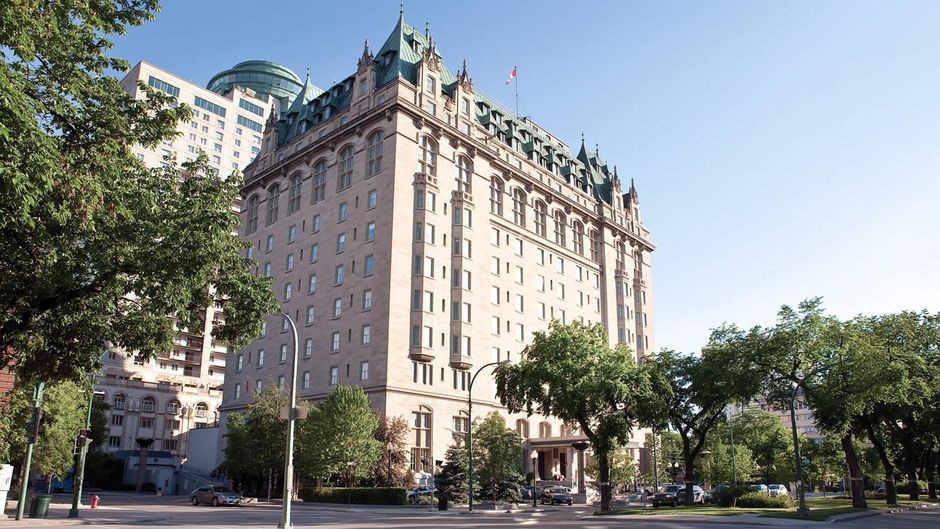 Fort Garry Hotel, Ascend Collection Exterior