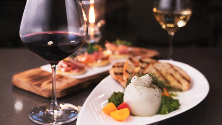 Fort Garry Hotel, Ascend Collection Restaurant