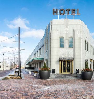Bottleworks Hotel