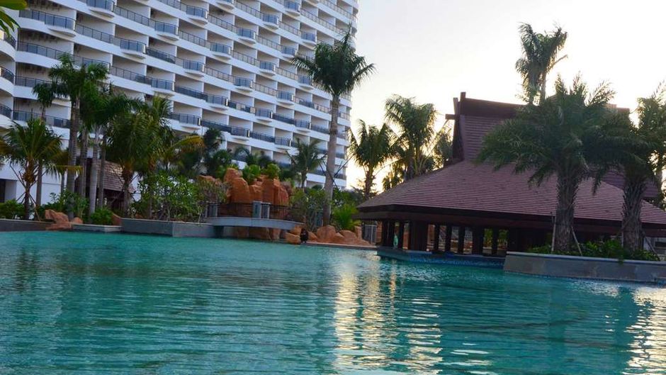 Wyndham Garden Lingshui Pool