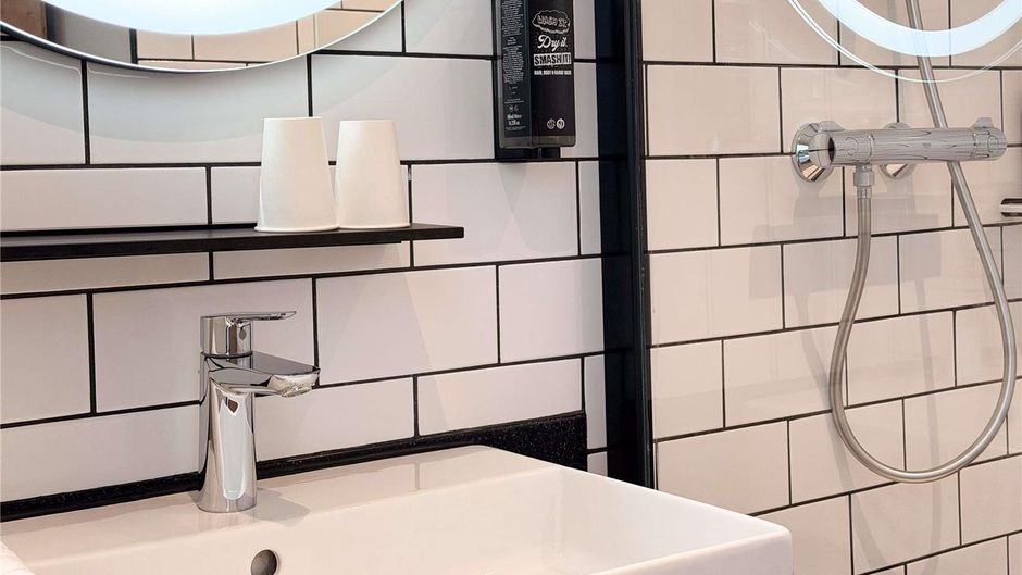 Ibis Lunel Petite Camargue Room