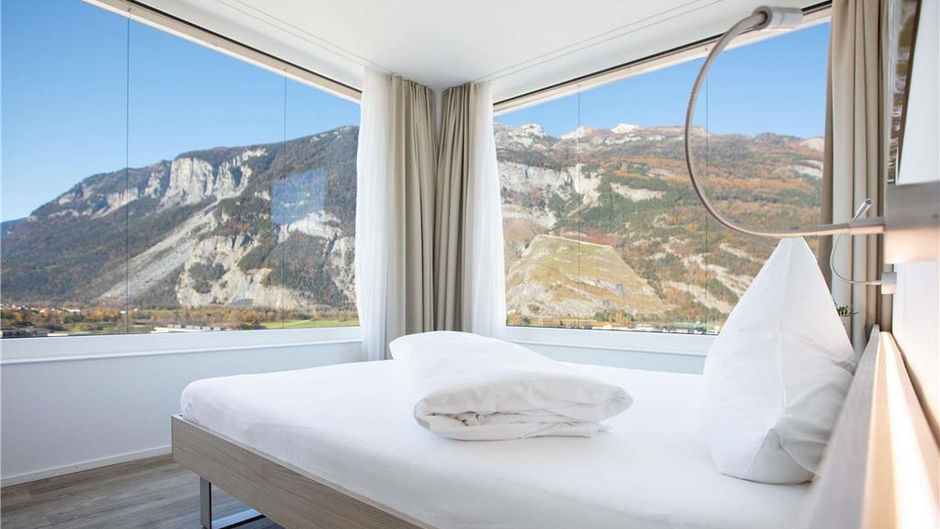 Mercure City West Chur Room