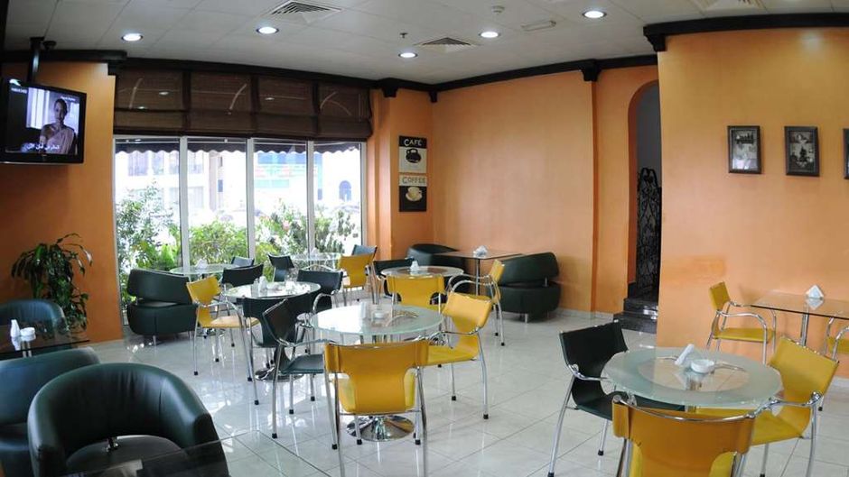 The Uptown Apartments Abu Dhabi Restaurant