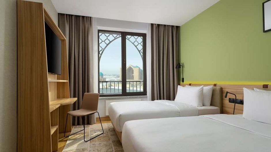 Hampton by Hilton Turkistan Room