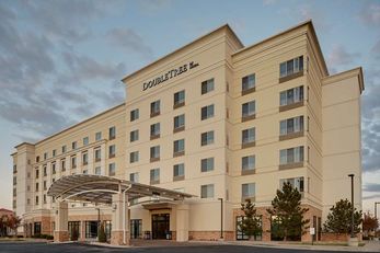 DoubleTree by Hilton Denver Intl Airport