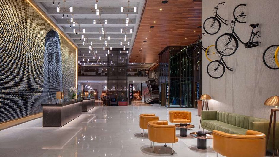DoubleTree M Square Hotel & Residences Lobby