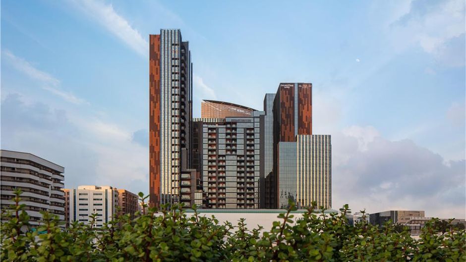 DoubleTree M Square Hotel & Residences Exterior