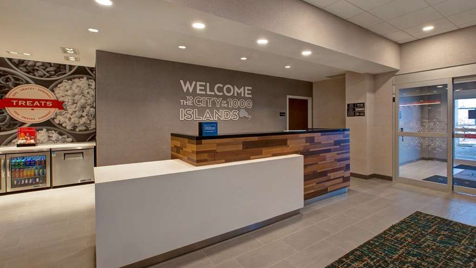 Hampton Inn Brockville Lobby