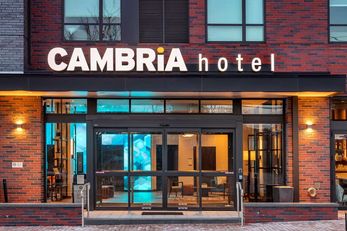 Cambria Hotel D.C. Navy Yard Riverfront