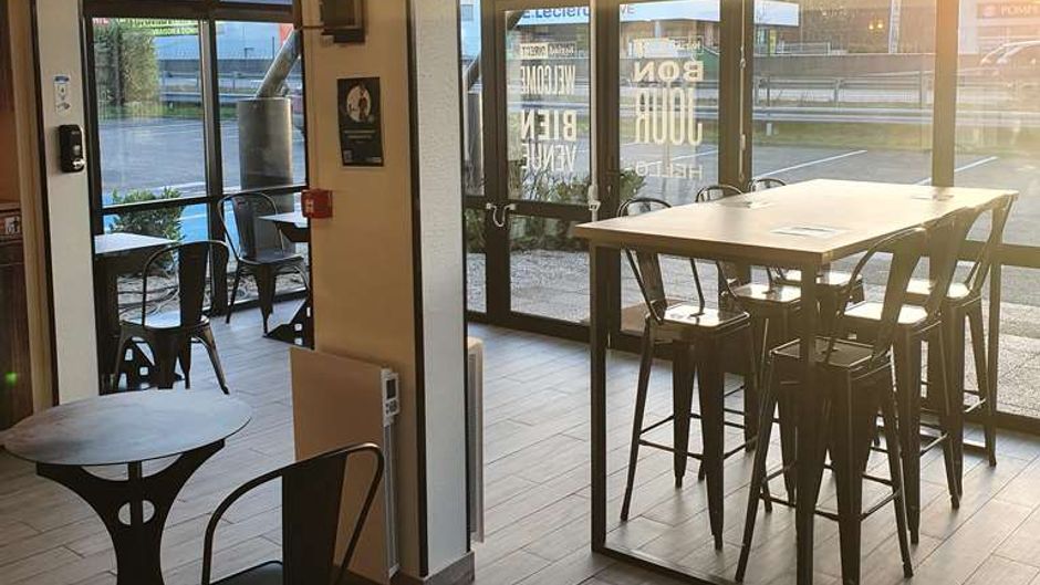 Kyriad D'Olivet Restaurant