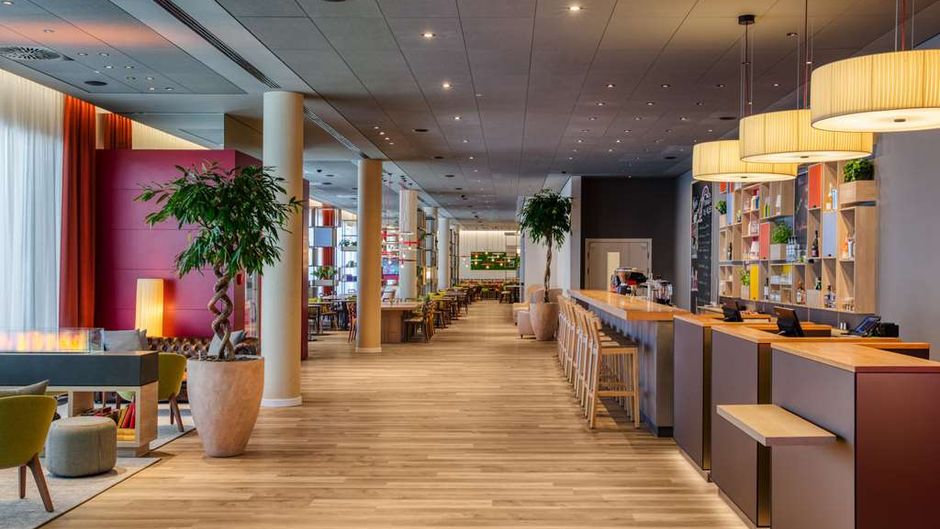 IntercityHotel Graz Lobby