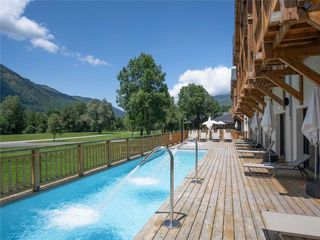 Mercure Loudenvielle Pyrenees Peyragudes