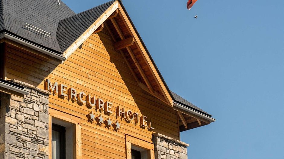 Mercure Loudenvielle Pyrenees Peyragudes Exterior