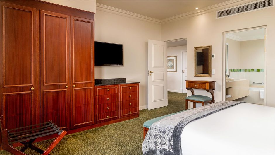 The Edward Hotel Durban Suite