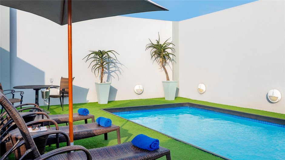 The Edward Hotel Durban Pool