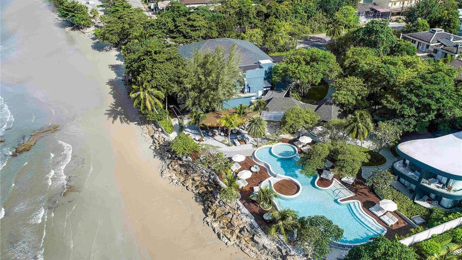 Mercure Rayong Lomtalay Villas & Resort Exterior