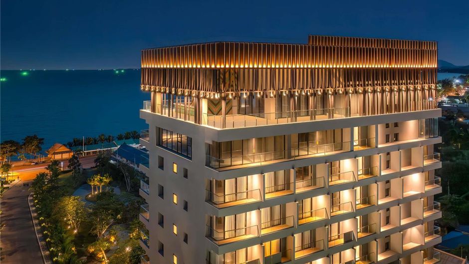 Mercure Rayong Lomtalay Villas & Resort Restaurant