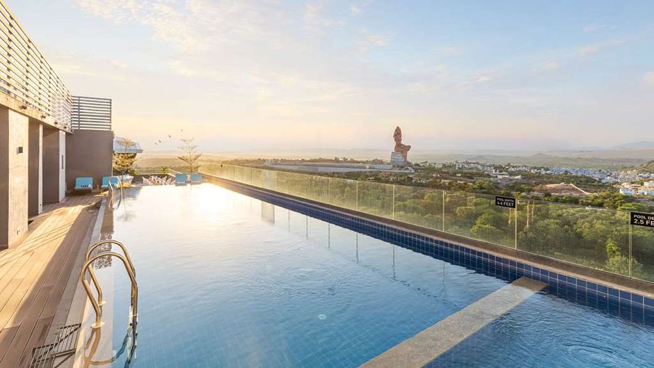 Radisson Hotel Nathdwara Pool