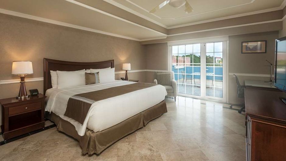 Villa Mercedes, Curio Collection-Hilton Room