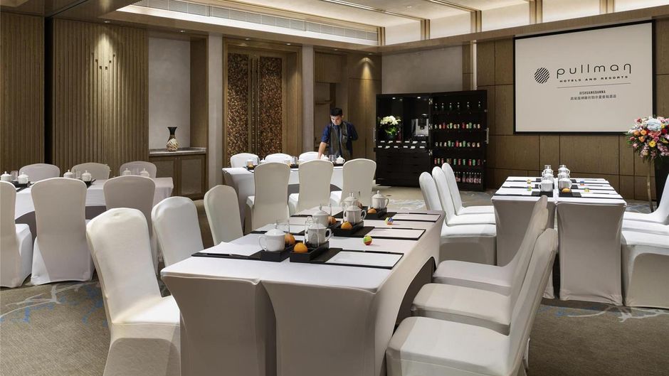 Pullman Resort Xishuangbanna Meeting