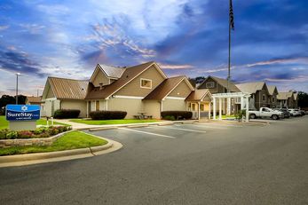 SureStay Studio, Best Western Pensacola