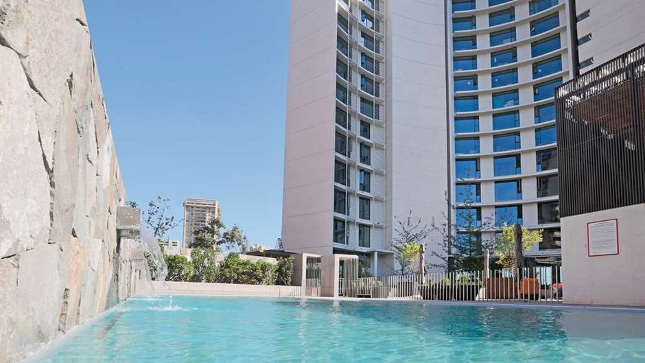 DoubleTree by Hilton Santiago Kennedy Pool