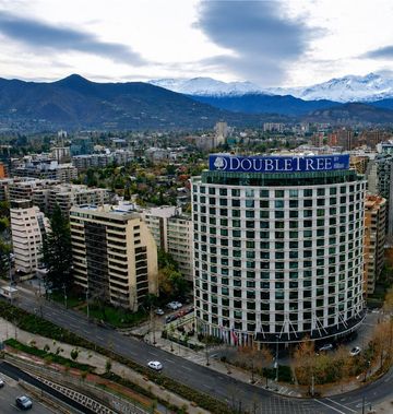 DoubleTree by Hilton Santiago Kennedy