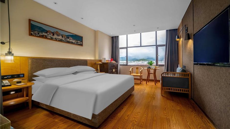 Ramada by Wyndham Diqing Room