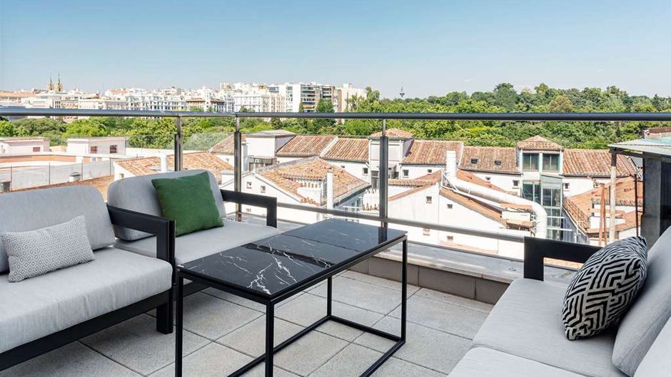 Radisson Red Madrid Room
